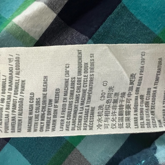 Hollister bundle of 2 Plaid Short-Sleeved Button Down Shirt Size Men’s Small EUC - Picture 12 of 12